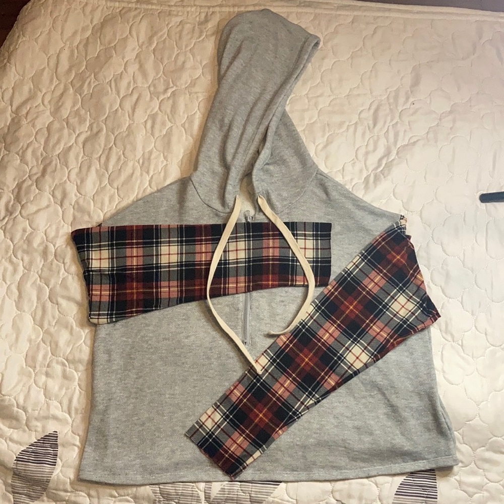 Women’s shirt